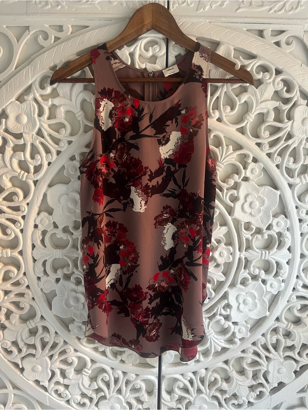 Wilfred Aritzia Floral Sleeveless Zip Back Blouse Tank Top Size Small